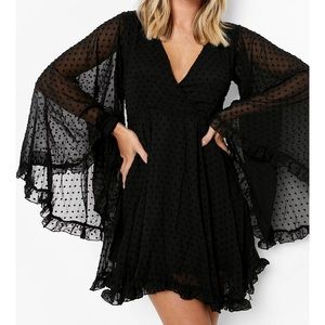 Boohoo wide sleeve mesh skater dress